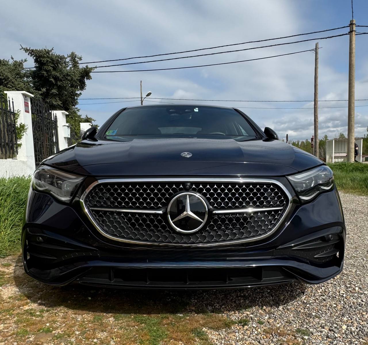 Mercedes Clase E W214 negro