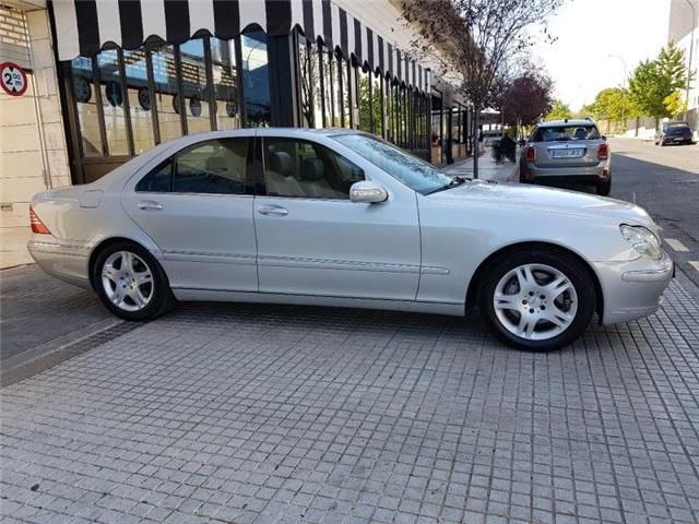 Mercedes Clase S W220 lateral